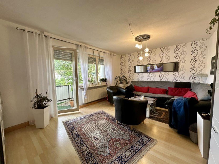 Wohnzimmer OG Mehrfamilienhaus Gottmadingen