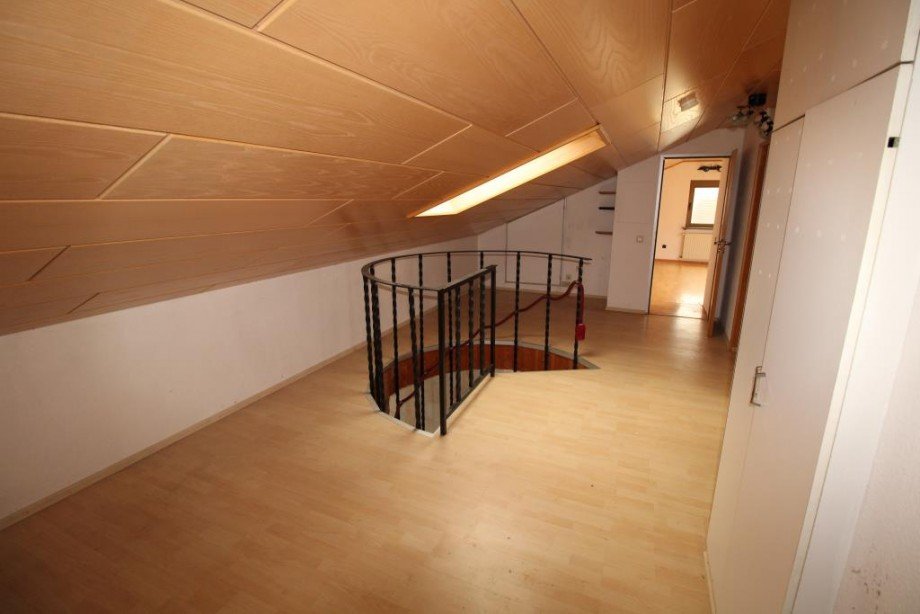 Flur DG Einfamilienhaus Aach