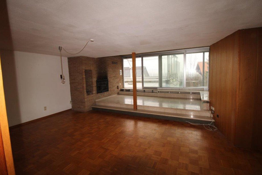 Wohnbereich mit Kamin Einfamilienhaus Aach